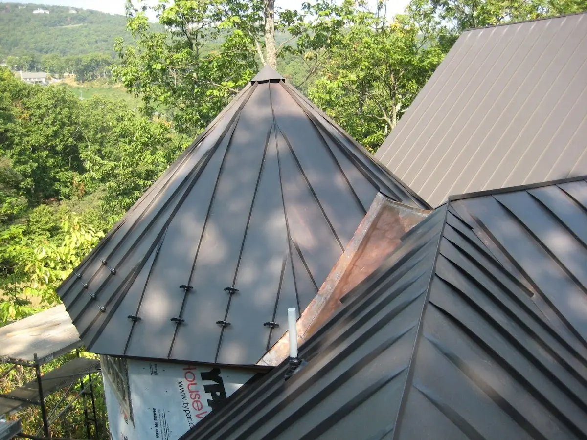 Professional Gutter Cleaning by Craftsman Roofing in North Etiwanda